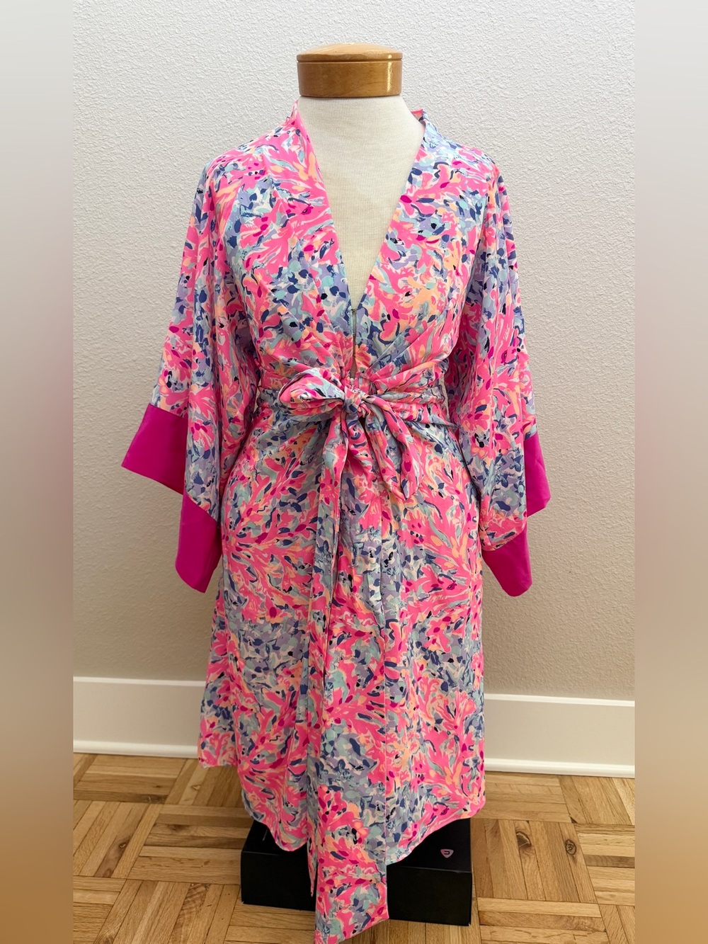 Lilly Pulitzer Pink Multicolor Floral Tie-Waist Kimono Robe Dress Size Small